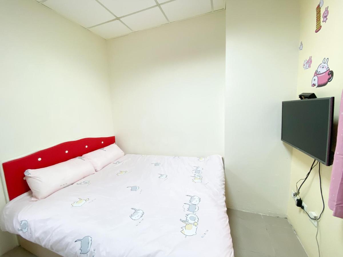 Tainan Da Ren Ju Appartement Buitenkant foto